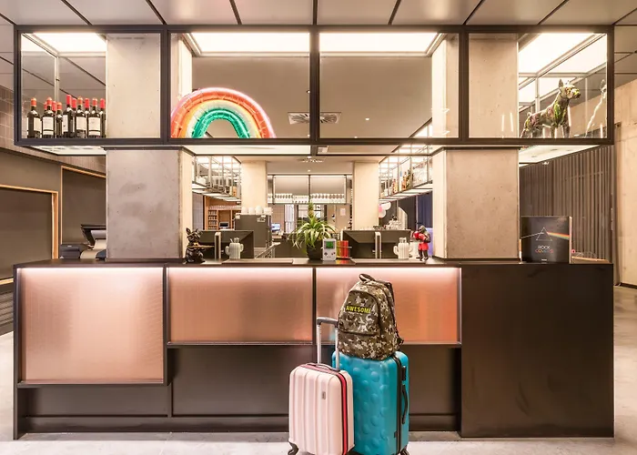 Moxy Hotel 3*