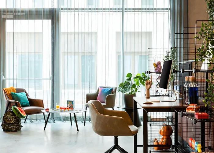 Hotel Moxy 3*